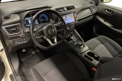 Nissan Leaf 2021, photo 6/32