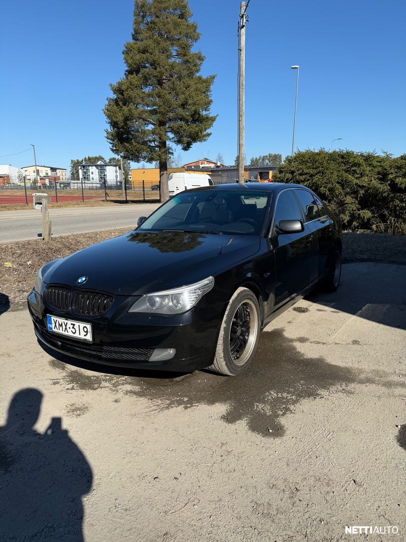 BMW 525
