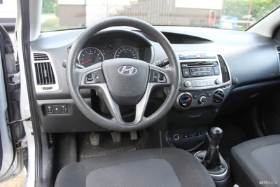 Hyundai i20 5d 1,2 5MT Classic 2013, kuva 7/12