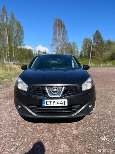 Nissan Qashqai+2 2011, photo 2/11