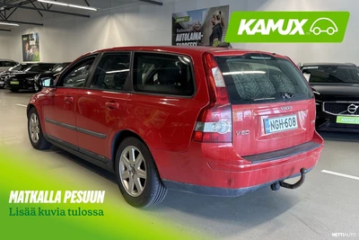 Volvo V50 2.0D Kinetic man 2005, kuva 2/8