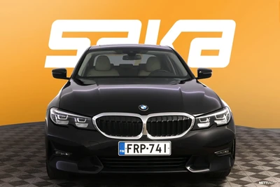 BMW 330 2020, photo 2/41