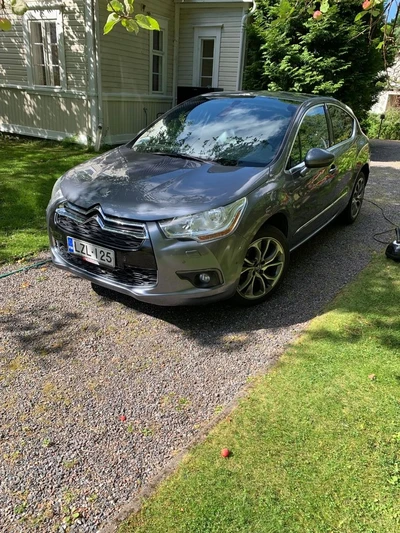 Citroen DS4 2011, kuva 1/13