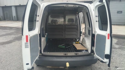 Volkswagen Caddy 2007, photo 6/16