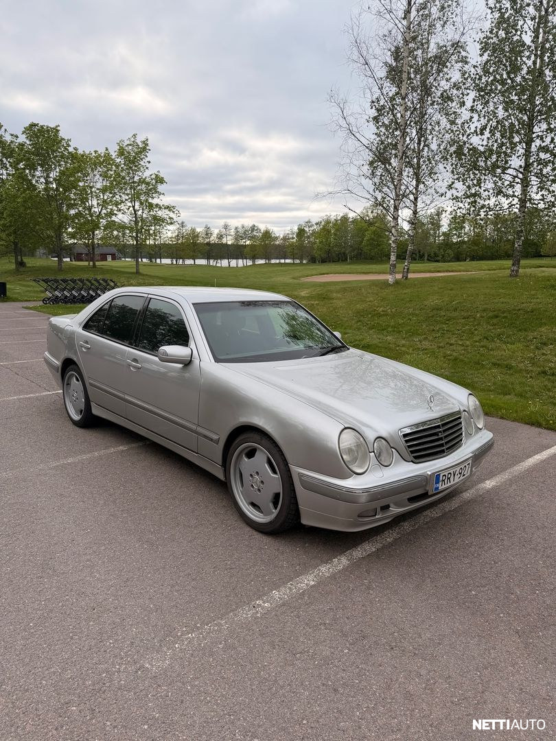 Mercedes-Benz E