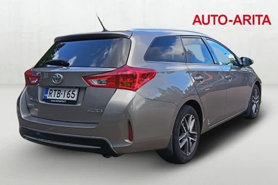 Toyota Auris 2014, photo 5/20
