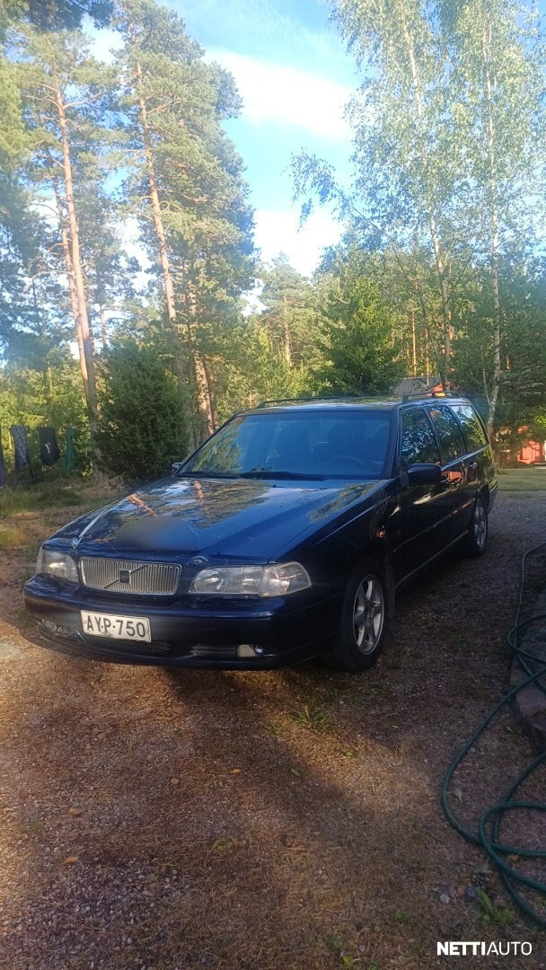 Volvo V70