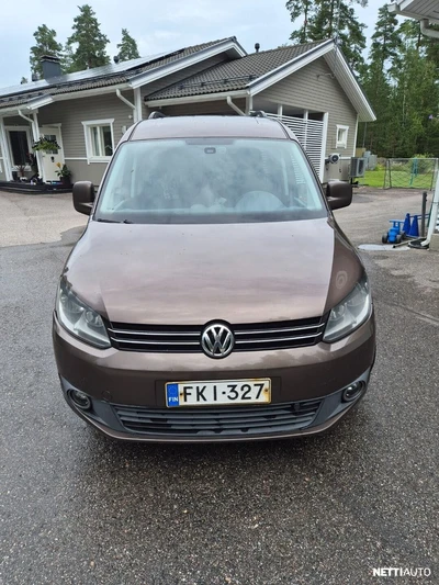 Volkswagen Caddy Maxi 2011, photo 1/17