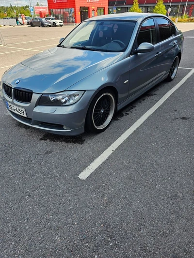 BMW 318 e90 2006, kuva 2/10