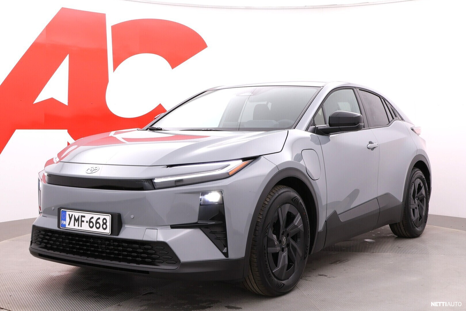 Toyota C-HR+