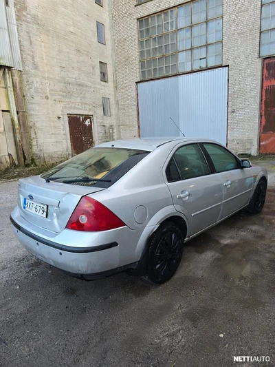 Ford Mondeo 2003, photo 3/10