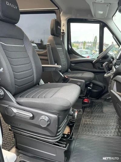 Iveco Daily 2025, photo 6/16