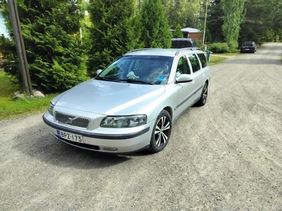 Volvo V70 2002, kuva 1/7