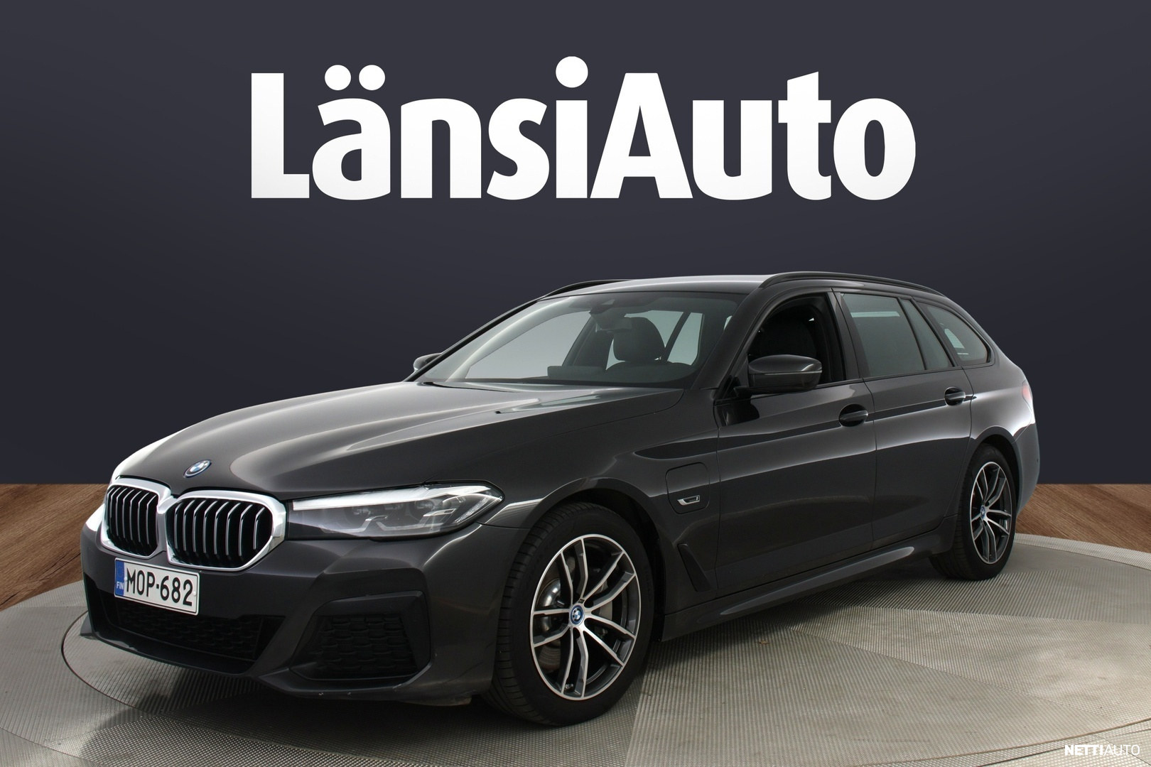 BMW 530