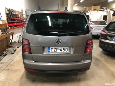 Volkswagen Touran Conceptline 1,6 75 kW 2007, kuva 6/23