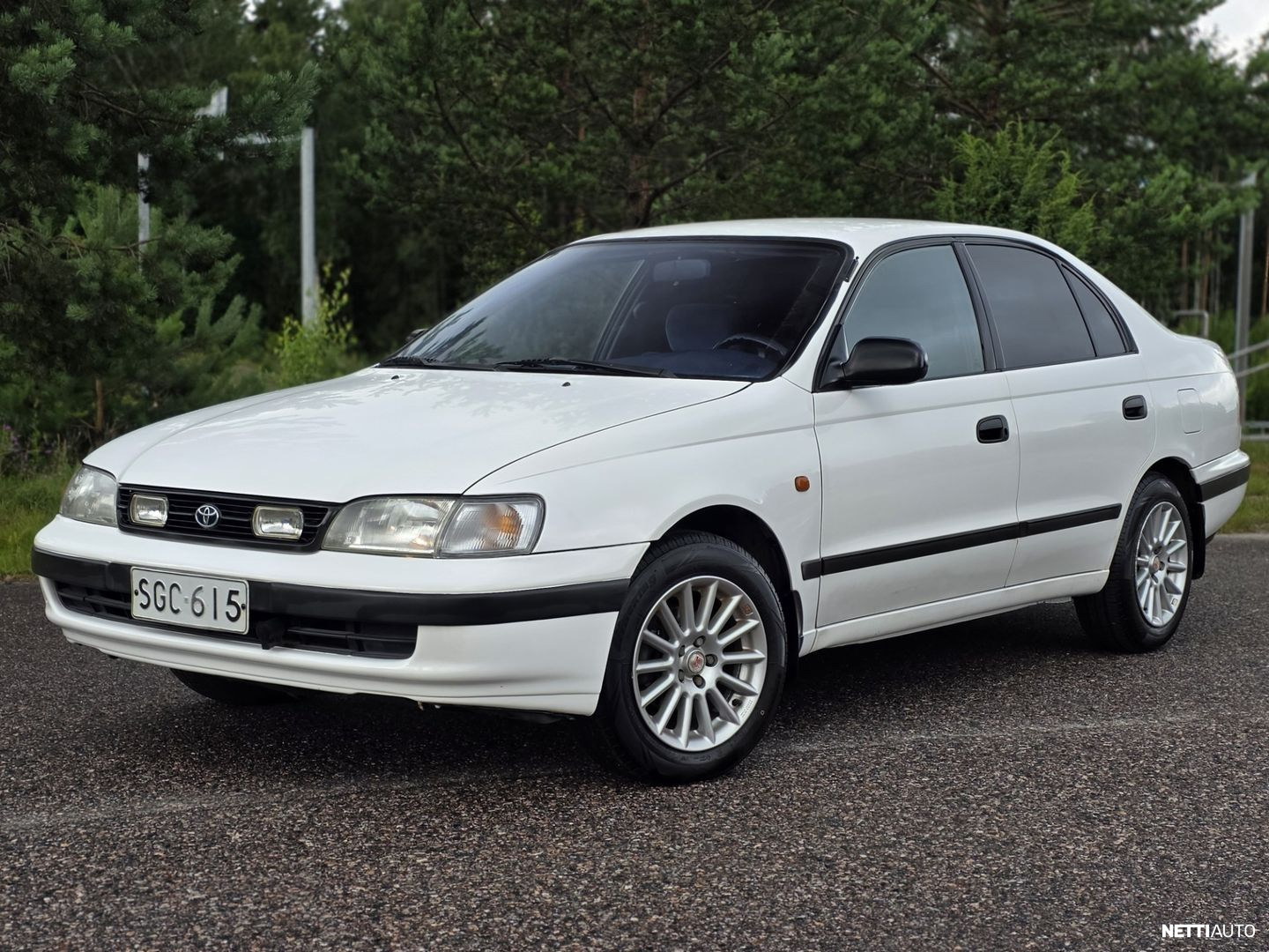 Toyota Carina E