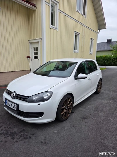 Volkswagen Golf 2011, kuva 2/10