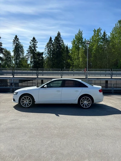 Audi A4 B8 2.0 TDI 2010, kuva 5/10