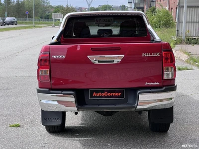 Toyota Hilux 2017, photo 5/18