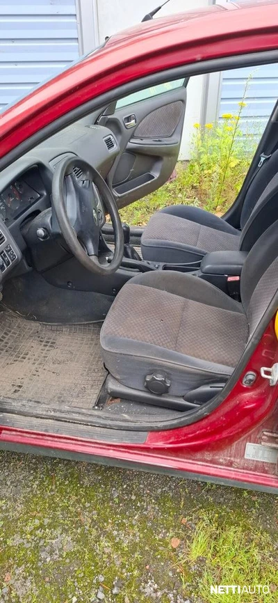 Toyota Avensis 2002, kuva 5/8