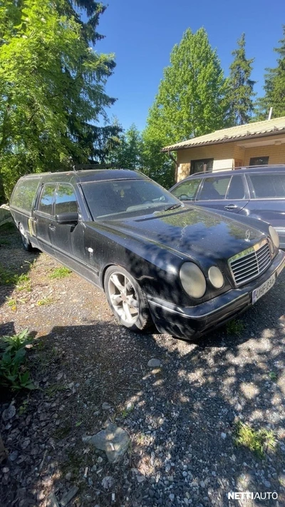 Mercedes-Benz E 2000, kuva 2/19