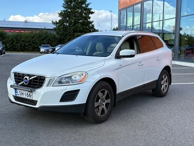 Volvo XC60 D3 AWD Summum aut 2012, photo 2/7