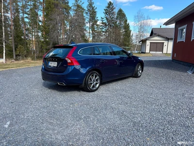 Volvo V60 D4 Ocean Race Business aut 2015, kuva 3/22