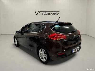 Kia Ceed 2012, photo 5/20