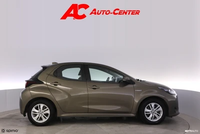 Toyota Yaris 1,5 Hybrid Active 2020, photo 6/28
