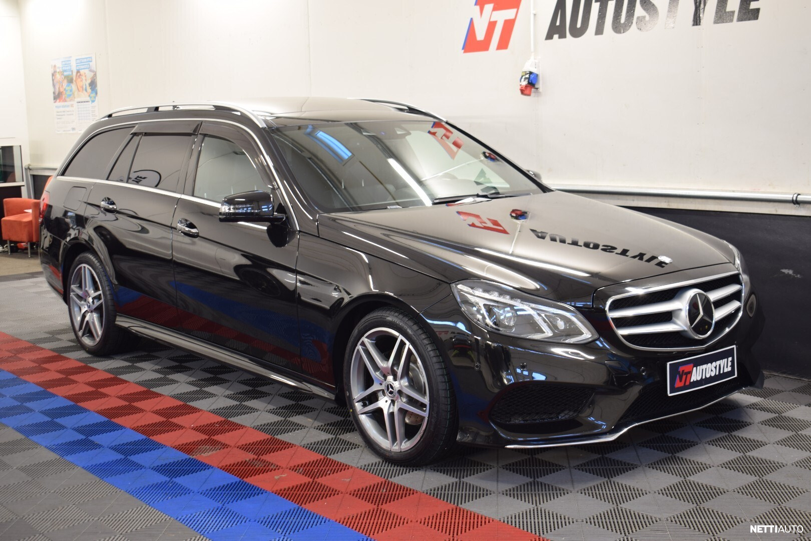 Mercedes-Benz E