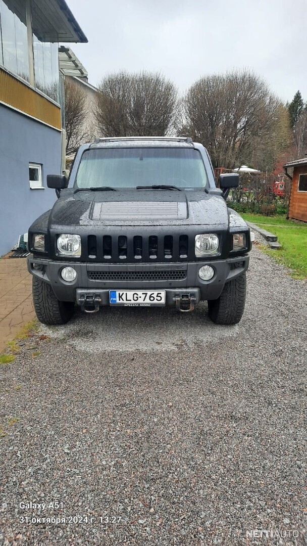 Hummer H3