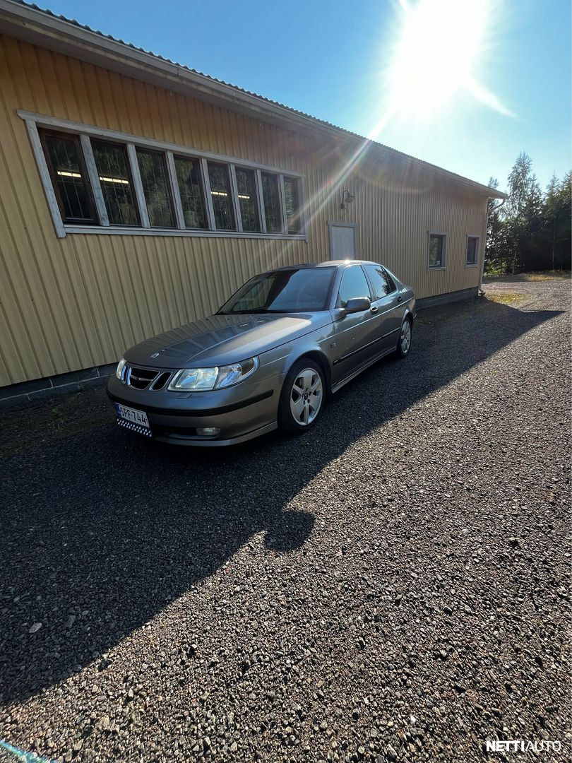 Saab 9-5