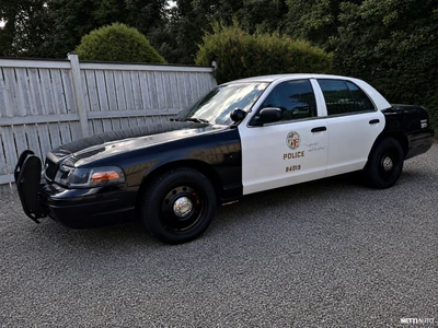 Ford Crown Victoria Police interceptor 2011, photo 1/11
