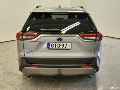 Toyota RAV4 2020, photo 4/11