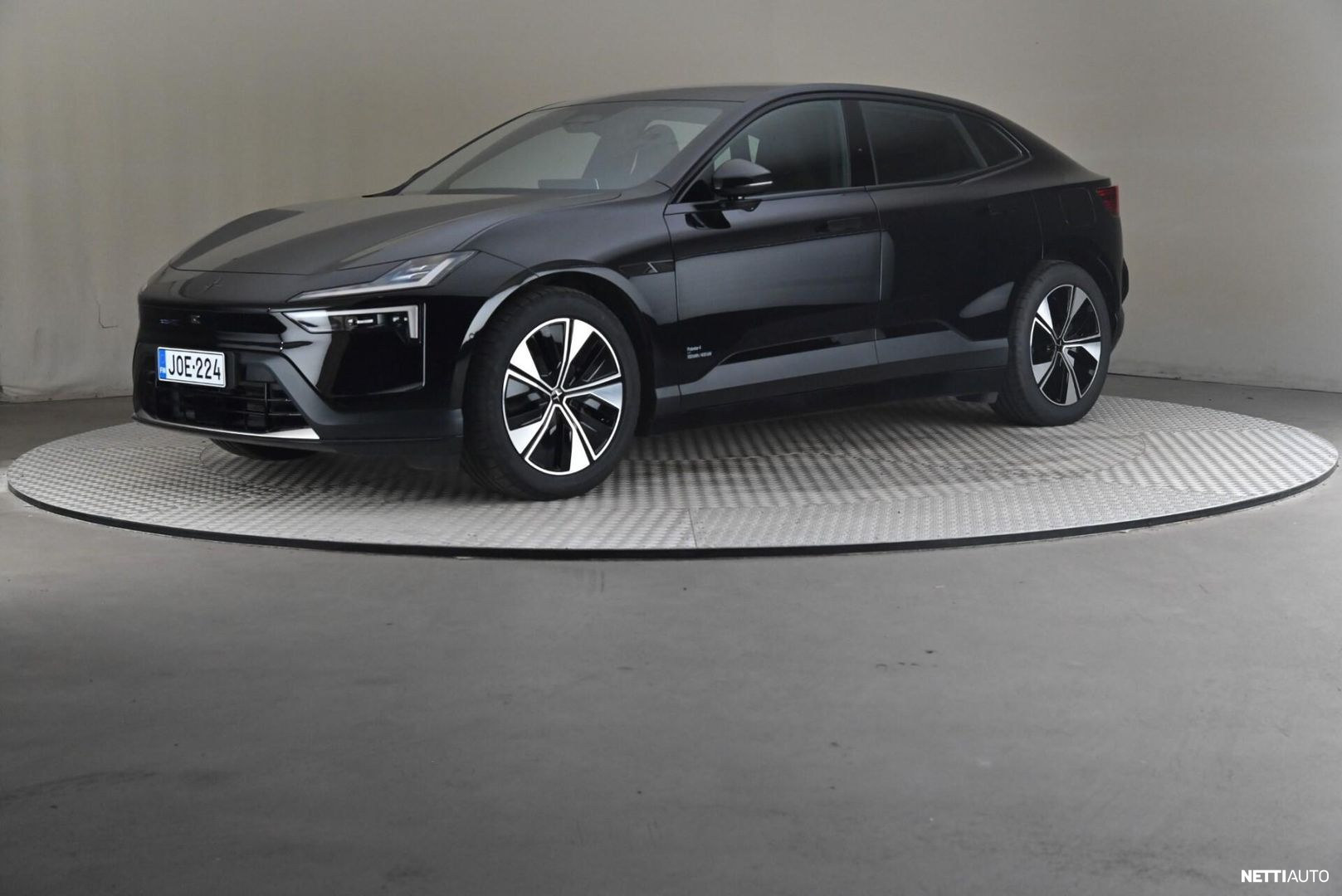 Polestar 4