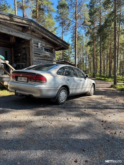 Mazda 626 1993, photo 2/2