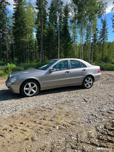 Mercedes-Benz C 200 2004, kuva 7/13