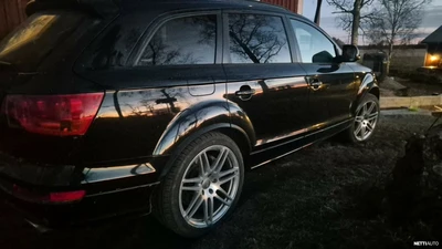 Audi Q7 4.2 TDI V8 S-line 2009, kuva 2/2