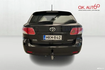 Toyota Avensis 2011, photo 4/10