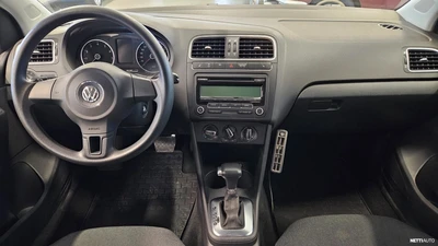 Volkswagen Polo 2010, photo 4/13
