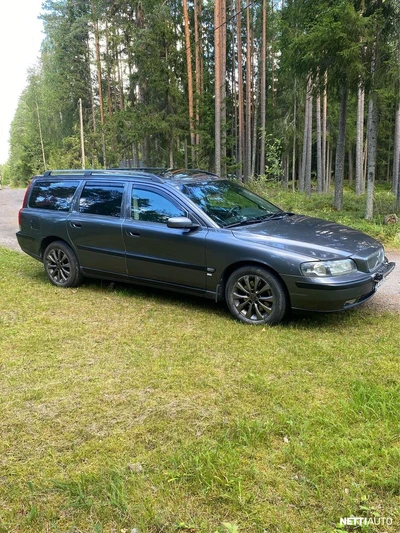 Volvo V70 D5 aut. 2003, photo 1/10