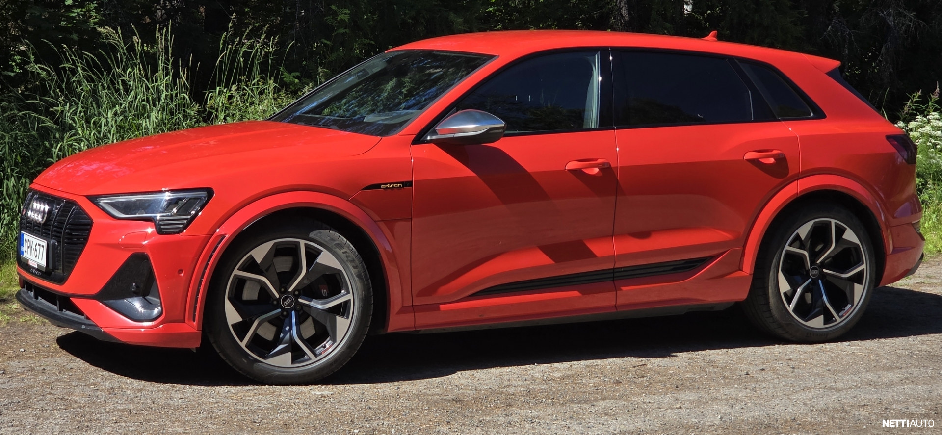 Audi e-tron