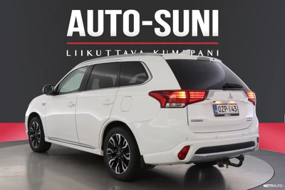 Mitsubishi Outlander PHEV 2016, kuva 4/38