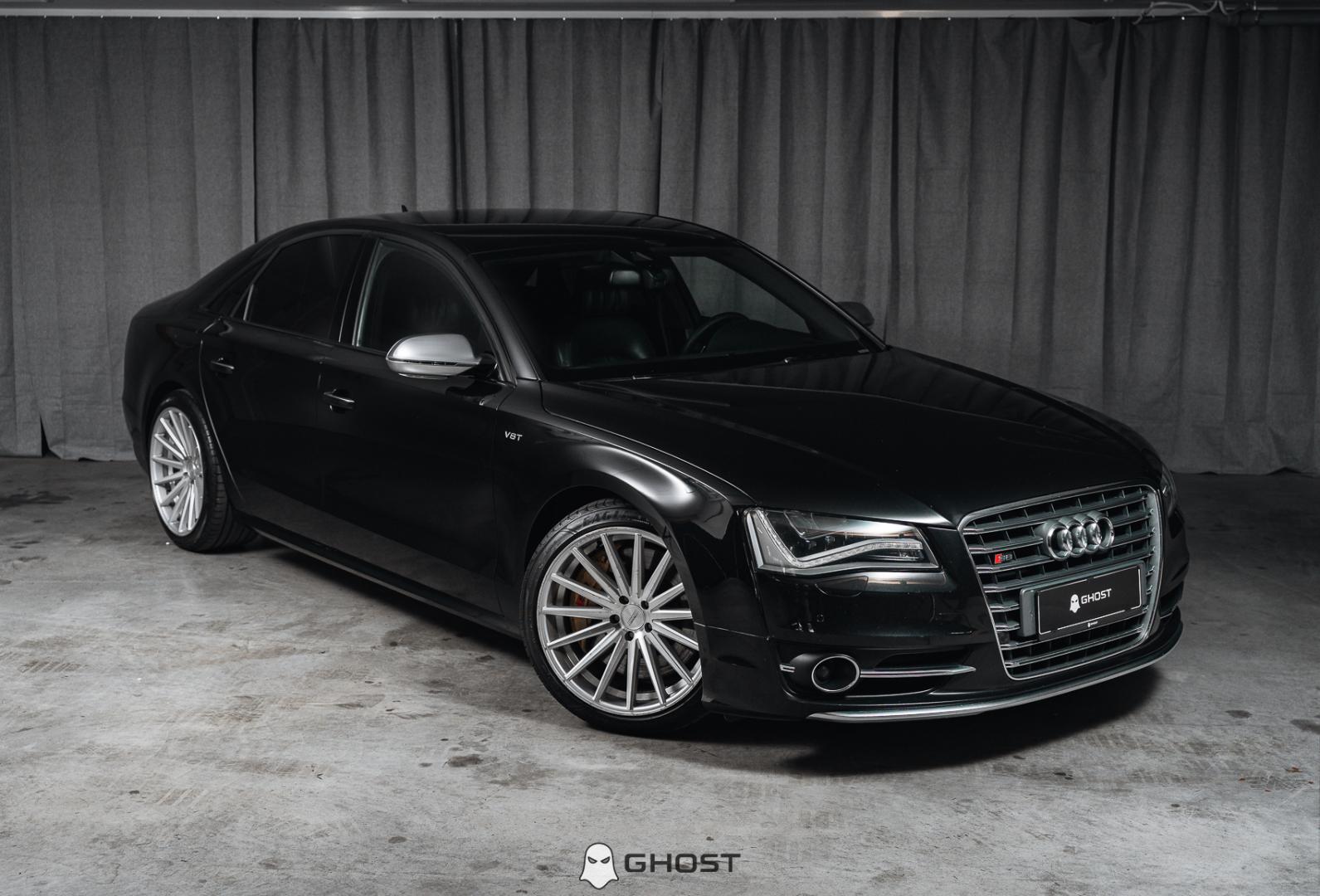 Audi S8