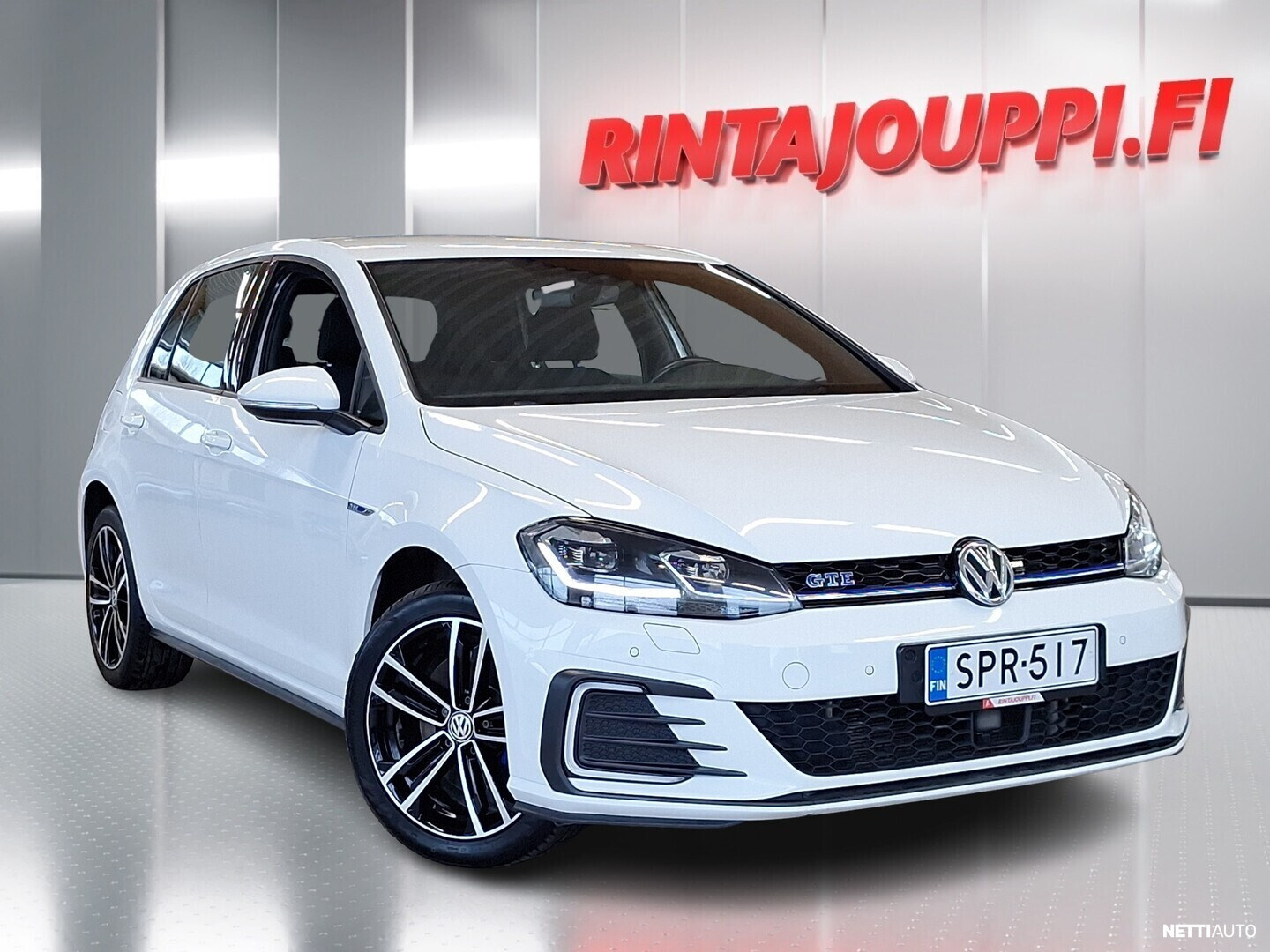 Volkswagen Golf GTE Plug-In Hybrid 150 kW (204 hv) DSG-automaatti