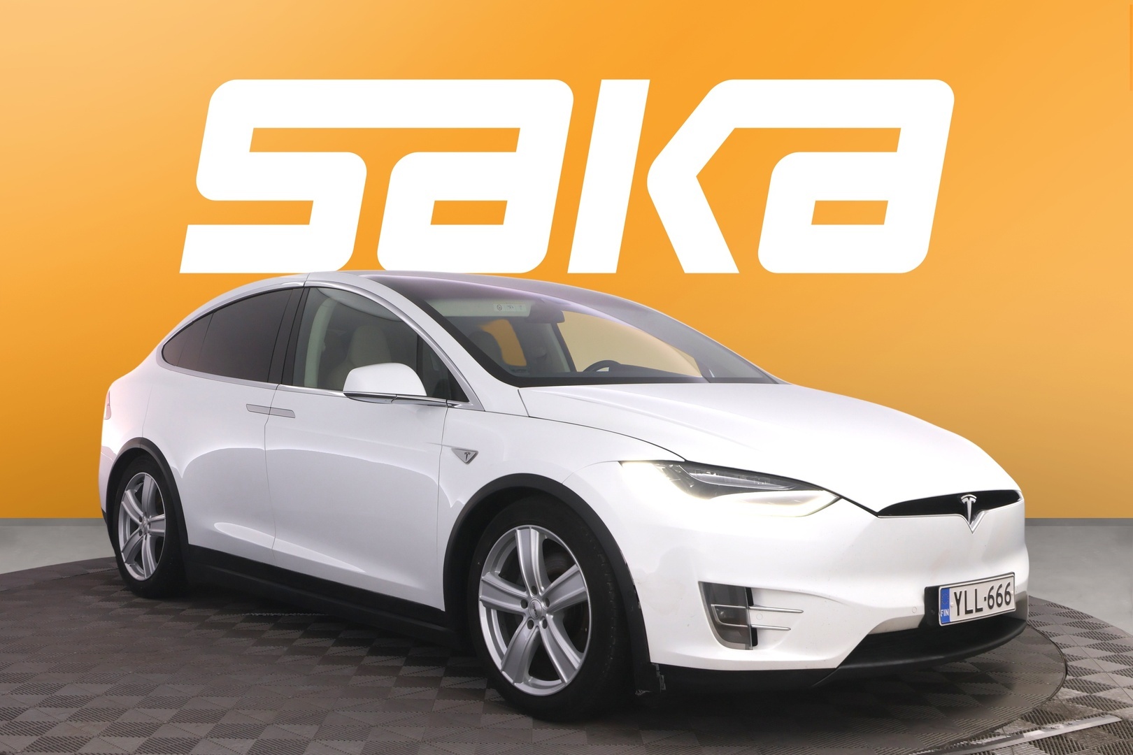 Tesla Model X Model X  90D