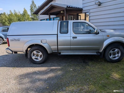 Nissan NP300 2.5d 4x4 off road 2011, photo 4/12