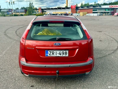 Ford Focus 2006, photo 5/16