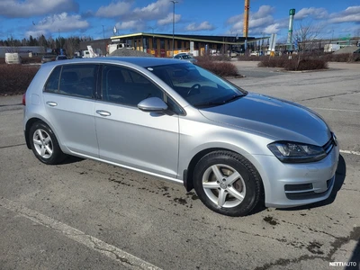 Volkswagen Golf 2016, kuva 1/12
