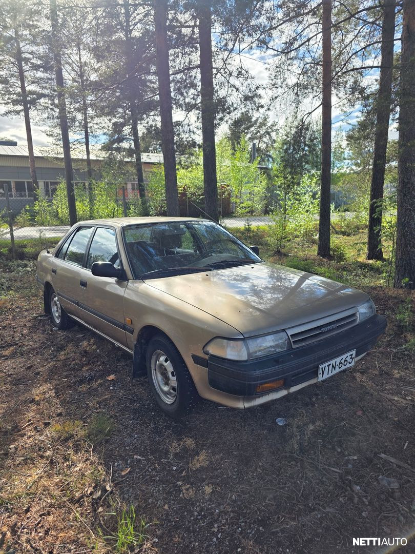 Toyota Carina II